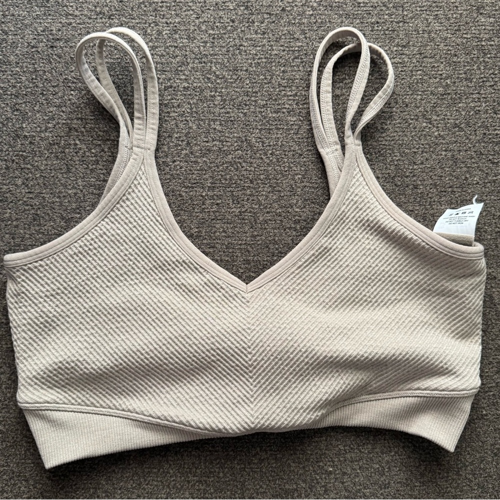 Seamless Ribbed Sports Bra